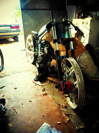 "From nothing ... To something" (Street-Drag Motorcycle project)